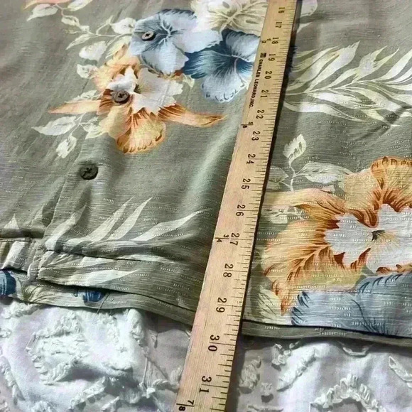 Caribbean Pure Silk 100% Silk Floral Hawaiian Button Down Shirt. Men's Size XL - Picture 7 of 10